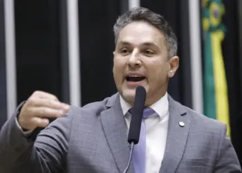 Câmara aprova projeto de renegociação de dívidas de produtores rurais atingidos por enchente no RS