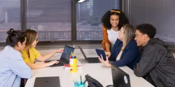 Estágio: Alcoa, Ardagh, Clarios, Epson, Henkel, John Deere e outras empresas abrem 240 vagas 1 Estágio: Alcoa, Ardagh, Clarios, Epson, Henkel, John Deere e outras empresas abrem 240 vagas