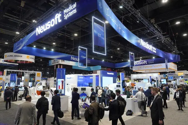 A Neusoft Medical Systems apresenta soluções de imagens médicas com tecnologia de IA na RSNA 2024 neurosoft