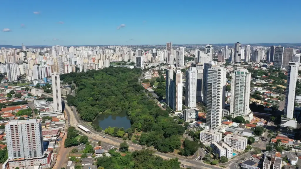 Construção civil em 2025: apostas e tendências para ficar de olho Vista panoramica de Goiania Foto Reproducao