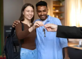 casal-jovem-aluguel (1)