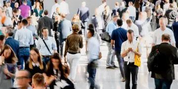 Comércio físico cresce 3,8% em 2024 e combustíveis lideram o avanço 5 comércio-fisico-cresce-em-2024