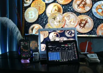 Criptomoeda em pauta: posse de Trump eleva cotação e acende alerta em investidores