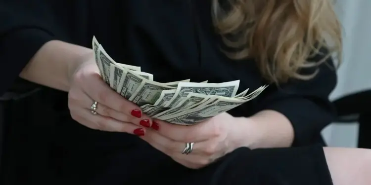 dolar-em-queda