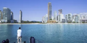 Mercado imobiliário no Brasil deve crescer 20% puxado por imóveis de alto padrão 1 mercado-de-imoveis-de-luxo-no-Brasil