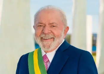 Aprovação de Lula chega ao pior índice desde 2003
