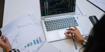 Guia Completo de Fundos Imobiliários: Como Investir e Lucrar 3 Guia Completo de Fundos Imobiliários