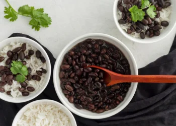 A alta dos preços e a queda do consumo de arroz e feijão