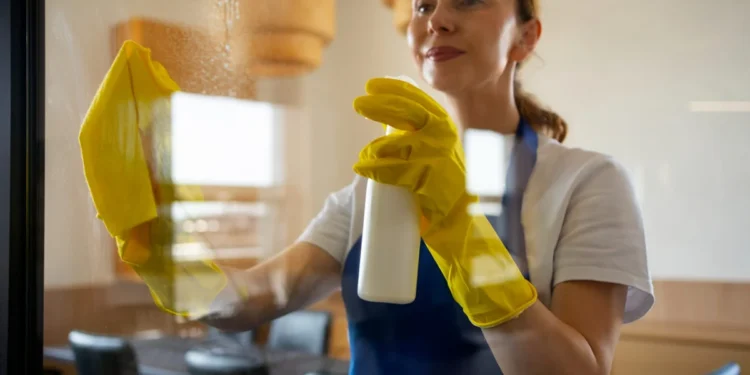 A importância de um ambiente limpo e saudável para a prevenção de doenças 14 Foto: Reprodução/Freepik