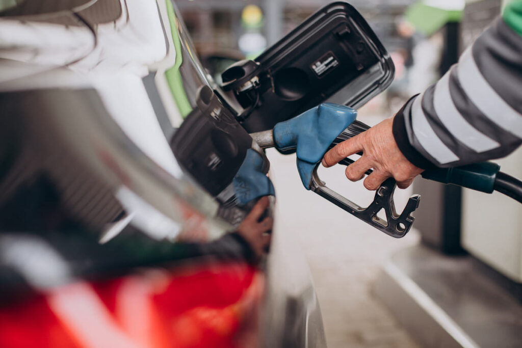 Etanol e gasolina encerram maio em queda na comparação com abril COMBUSTIVEL 1 1