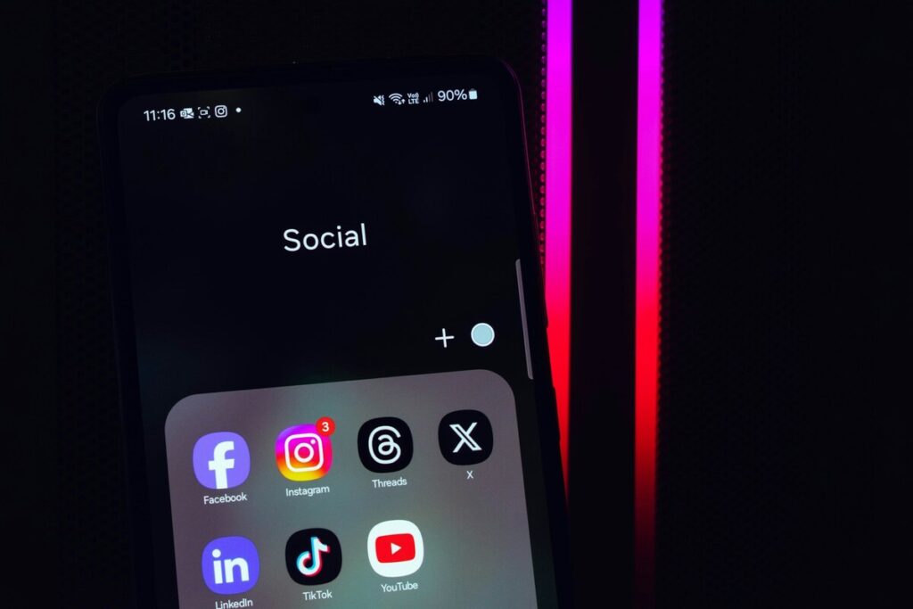 Como Utilizar TikTok e Instagram para Alavancar Sua Estratégia de Marketing em 2025