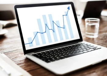 Economia cresce 3,4% em 2024, mas para a Firjan país ainda precisa construir base sólida que garanta crescimento duradouro 