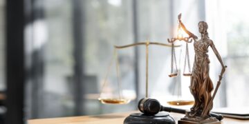 Obstáculos da Receita Federal às Decisões Judiciais Favoráveis aos Contribuintes 3 Obstáculos da Receita Federal às Decisões Judiciais Favoráveis aos Contribuintes