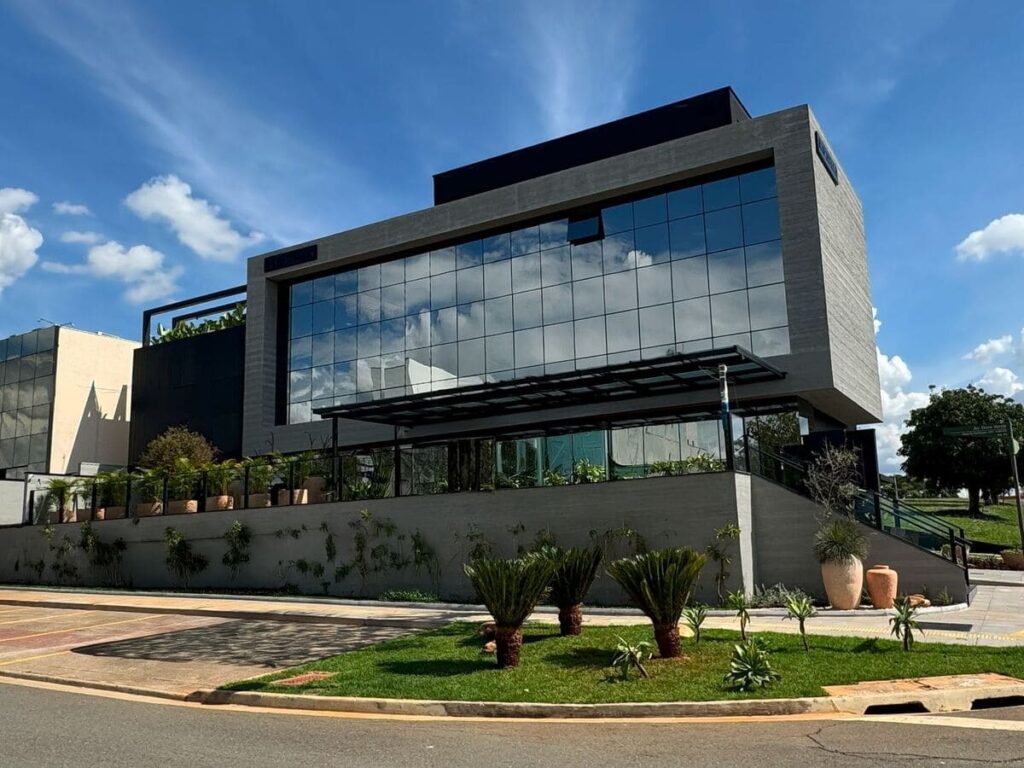 Goiás Se Destaca no Ranking de Competitividade e Atrai Investimentos Nova sede da Rafatella 1 1