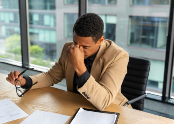 Aumento da Taxa de Desemprego no Brasil Reflete Desaceleração Econômica