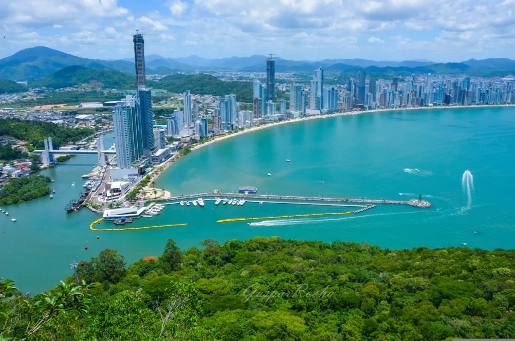 balneario-camboriu-cidade-mais-cara-do-brasil-metro-quadrado