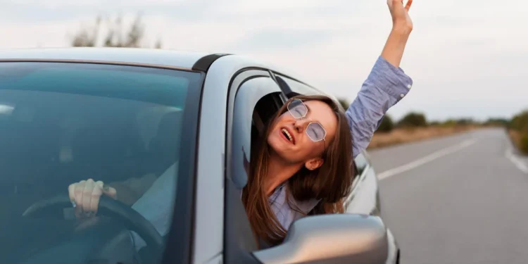 Carro é sinônimo de liberdade e independência para metade das mulheres brasileiras, revela levantamento da Webmotors 14 Foto: Reprodução/ Freepik