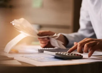 Proteção financeira: alívio para o impacto da perda de renda temporária 