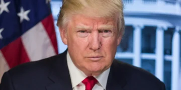 Tarifas de Trump começam a valer e China revida com taxas em produtos dos EUA 3 Tarifas de Trump