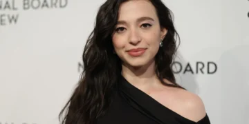 Mikey Madison Quase Foi Sue em The Substance: A Escolha que Mudou o Oscar 2025 30 mikey-madison