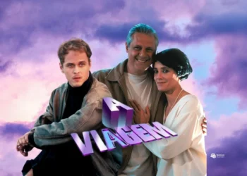 Novela A Viagem com Guilherme Fontes (Alexandre), Antônio Fagundes (Otávio) e Christiane Torloni (Diná) sobre fundo de céu roxo.