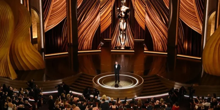Estatueta do Oscar, representando a premiação do Oscar 2025.