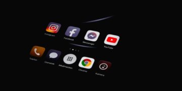 EUA Intensificam Análise de Redes Sociais em Processos Imigratórios 1 EUA Intensificam Análise de Redes Sociais em Processos Imigratórios