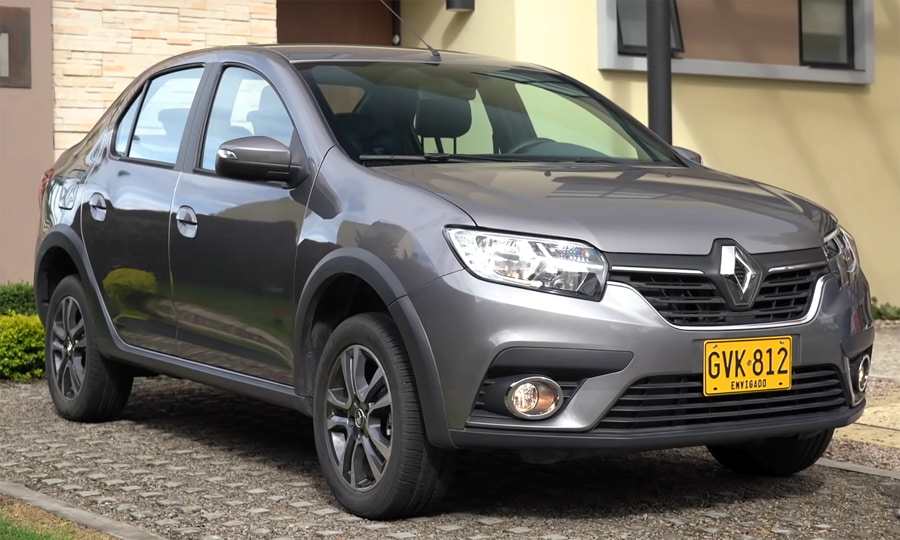 O terror dos mecânicos! 12 carros que praticamente não quebram 47 Renault Logan na cinza escuro, representando "carros que não quebram".