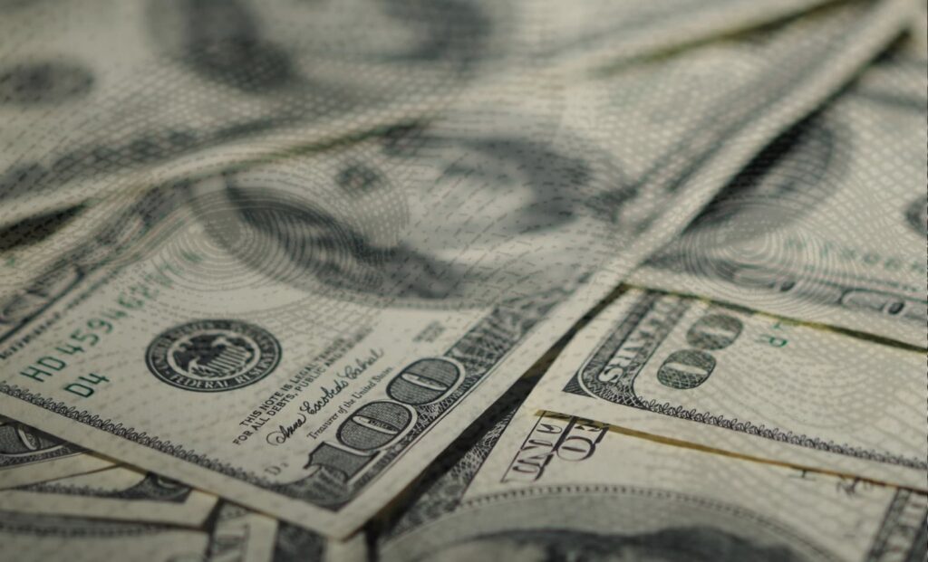 Alta do dólar o que pode motivar e impactar em 2025