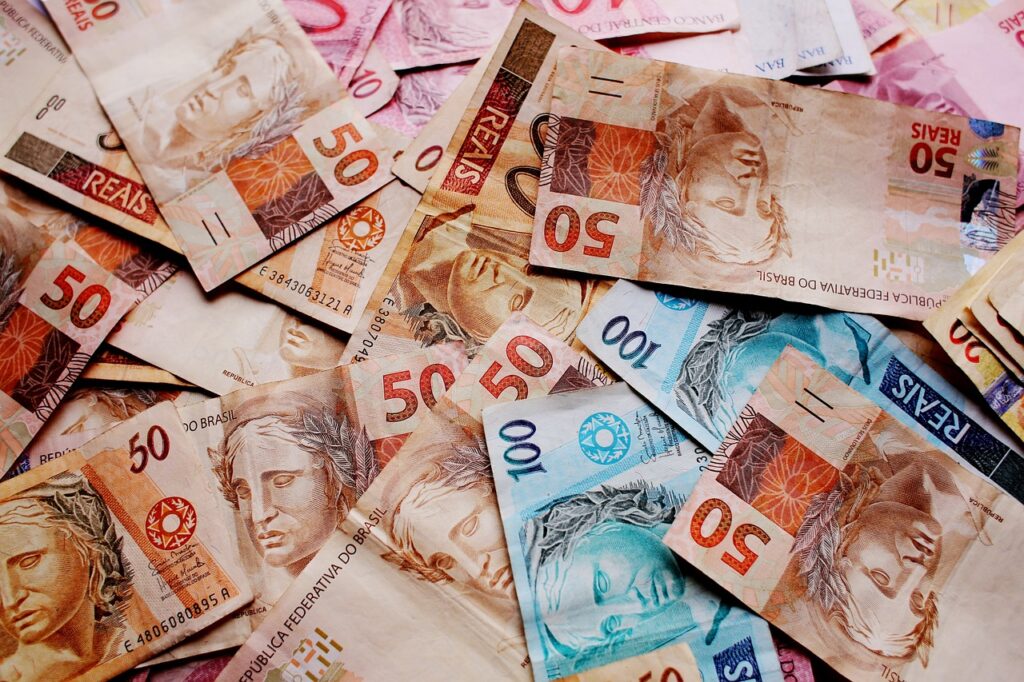Aposentados recebem 13º salário esta semana; confira datas! Aposentados recebem 13o salario esta semana confira datas
