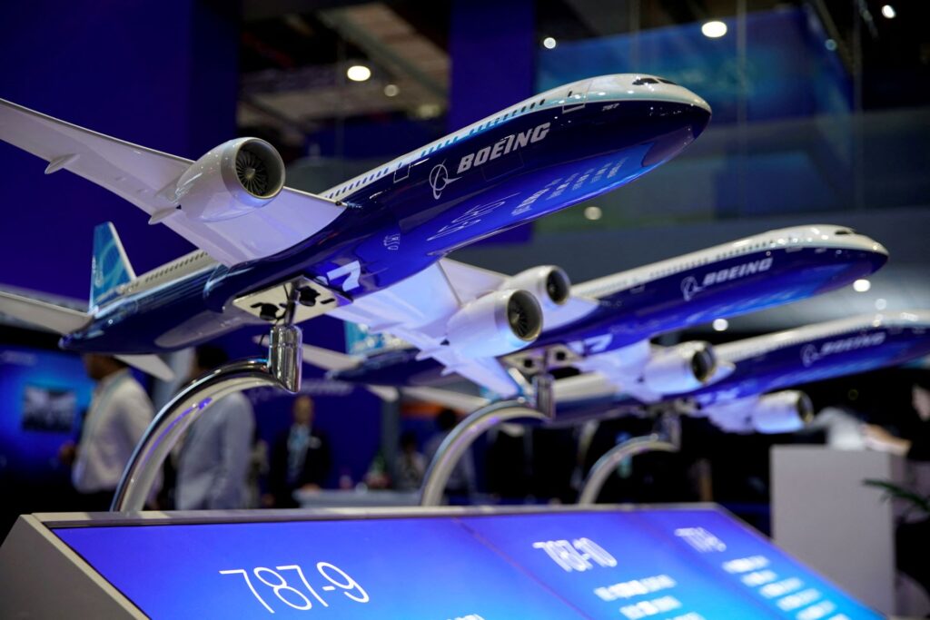 Boeing: prejuízo abaixo do esperado e receita do 1º tri em alta Boeing prejuizo abaixo do esperado e receita do 1o tri