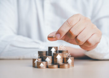 Como investir em CDB e garantir R$ 5 mil mensais vitalícios