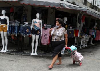 Confiança do consumidor brasileiro cresce por 2ª vez consecutiva