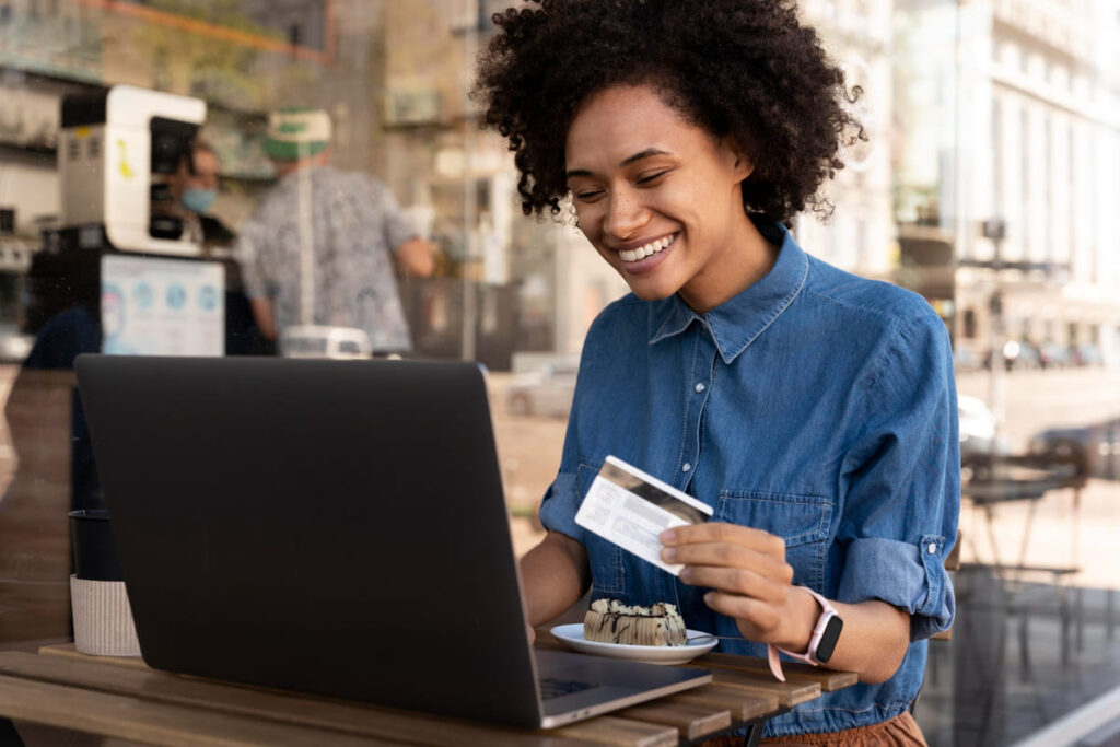 Crédito do Trabalhador movimenta R$ 3,3 bilhões em duas semanas e será ampliado para grandes bancos Credito trabalhador 1 1