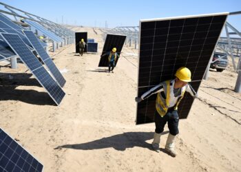 EUA Impõem Tarifas de Até 3.500% em Painéis Solares Asiáticos