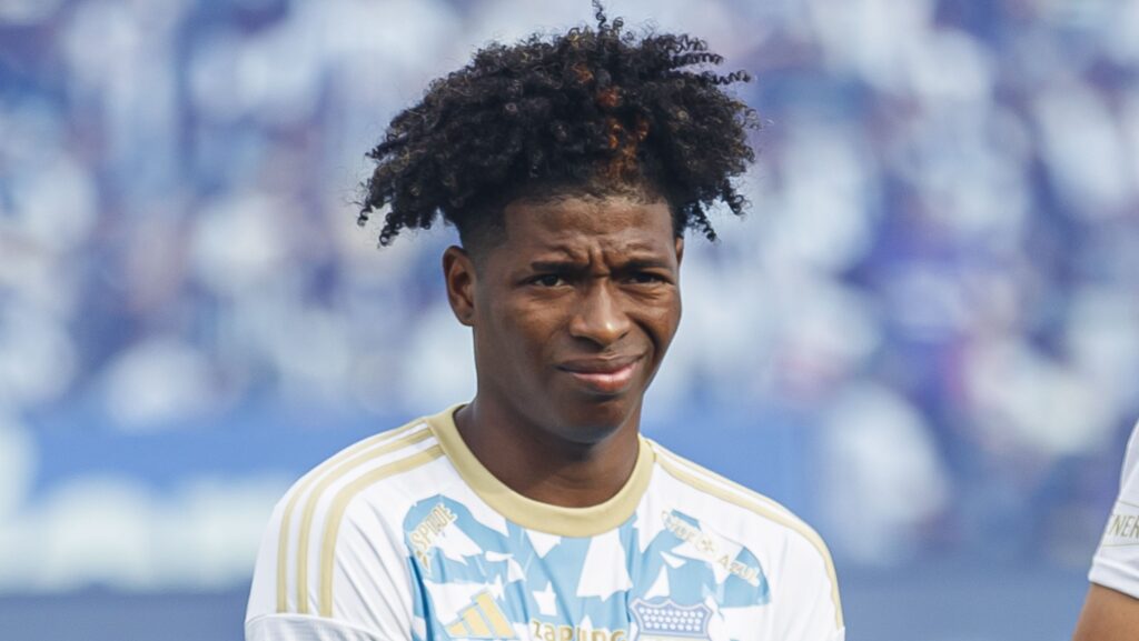 Emelec: jogador vive pesadelo com esposa e filho sequestrados Emelec jogador vive pesadelo com esposa e filho sequestrados
