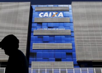 Esquema desvia R$ 2 bi do FGTS com ajuda da Caixa, revela PF