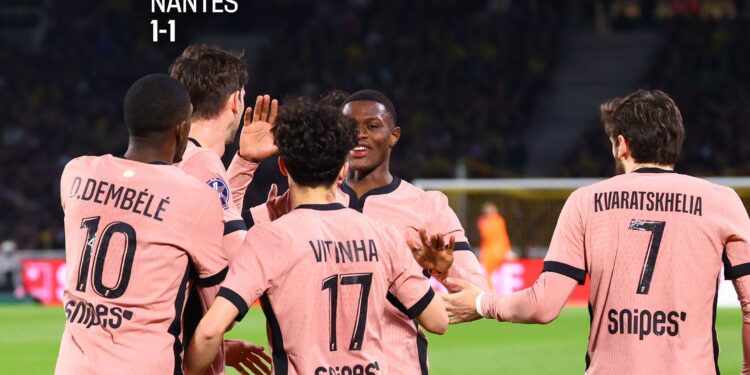 PSG continua invicto no Francês • Reproduçao/X/PSG_inside