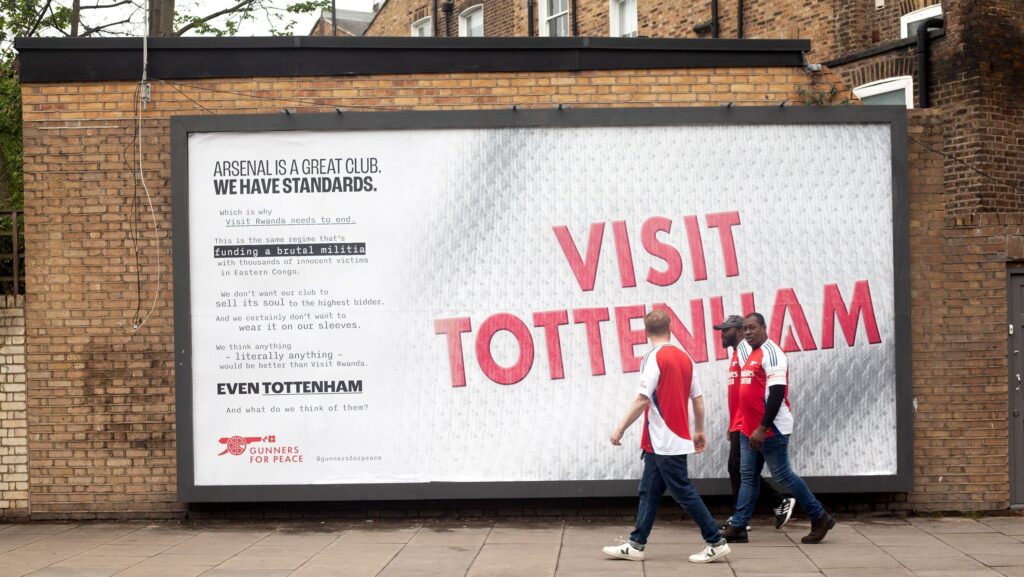 Fãs do Arsenal lançam campanha: "Visite Tottenham" Fas do Arsenal lancam campanha Visite Tottenham