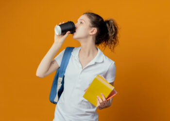 Instituto Coca-Cola Brasil Capacita 147 Mil Jovens em 2024 e Almeja Impactar 5 Milhões até 2030