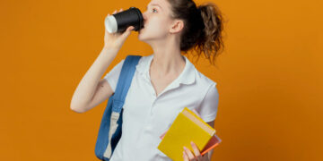 Instituto Coca-Cola Brasil Capacita 147 Mil Jovens em 2024 e Almeja Impactar 5 Milhões até 2030