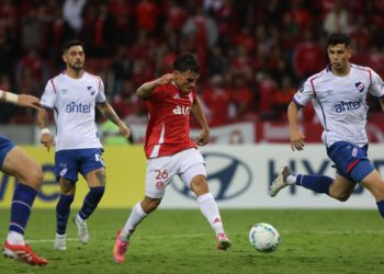 Inter e Nacional empatam em 3 a 3 na emoção da Libertadores