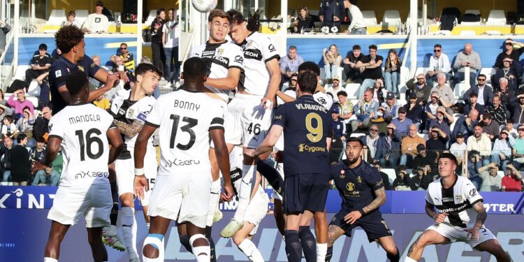 Juventus cai diante do Parma e se distancia do G-4 da Serie A 14 Parma derrota a Juventus no Campeonato Italiano • Foto: Divulgação/ @SerieA