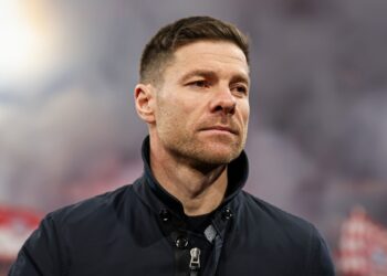 Leverkusen confirma acordo que favorece Real Madrid por Alonso