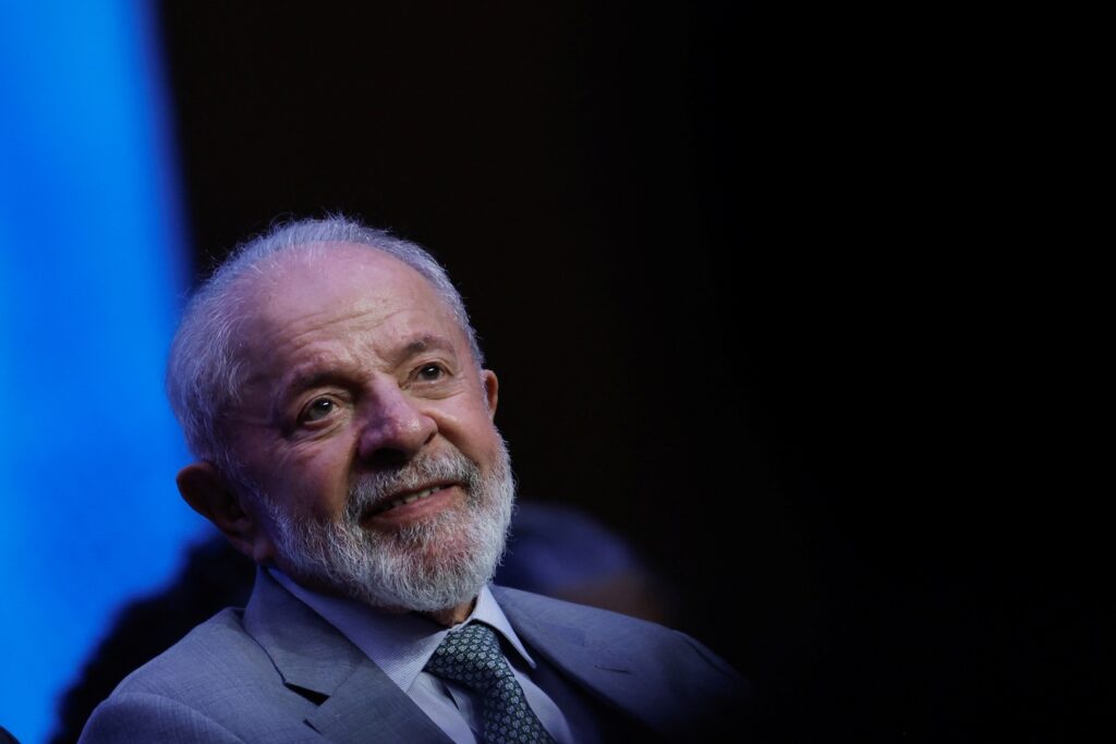 Lula e Putin se encontram em maio para reunião bilateral na Rússia Lula e Putin se encontram em maio para reuniao bilateral
