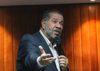 Lupi assume responsabilidade pela indicação do presidente do INSS