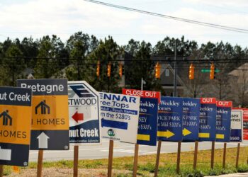 Março: Vendas de Moradias Usadas nos EUA Caem Abaixo do Previsto