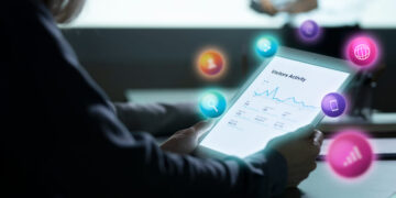 Marketing de influência deve movimentar US$ 33 bilhões em 2025 1 Crescimento do Marketing de Influência e Suas Tendências para 2025