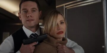 Confira os 5 Melhores Filmes de Ação para Assistir na Netflix em 2025 7 Homem armado faz mulher refém em cena tensa de um dos melhores filmes de ação.