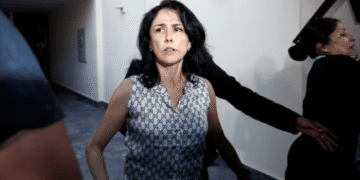 Oposição quer investigação do TCU sobre voo da FAB a Lima